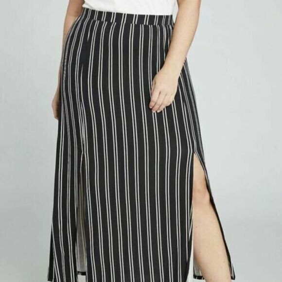Lane Bryant Stripe Slit Maxi Skirt  Women's Size 14/16  NWT  Black & White - Picture 1 of 8